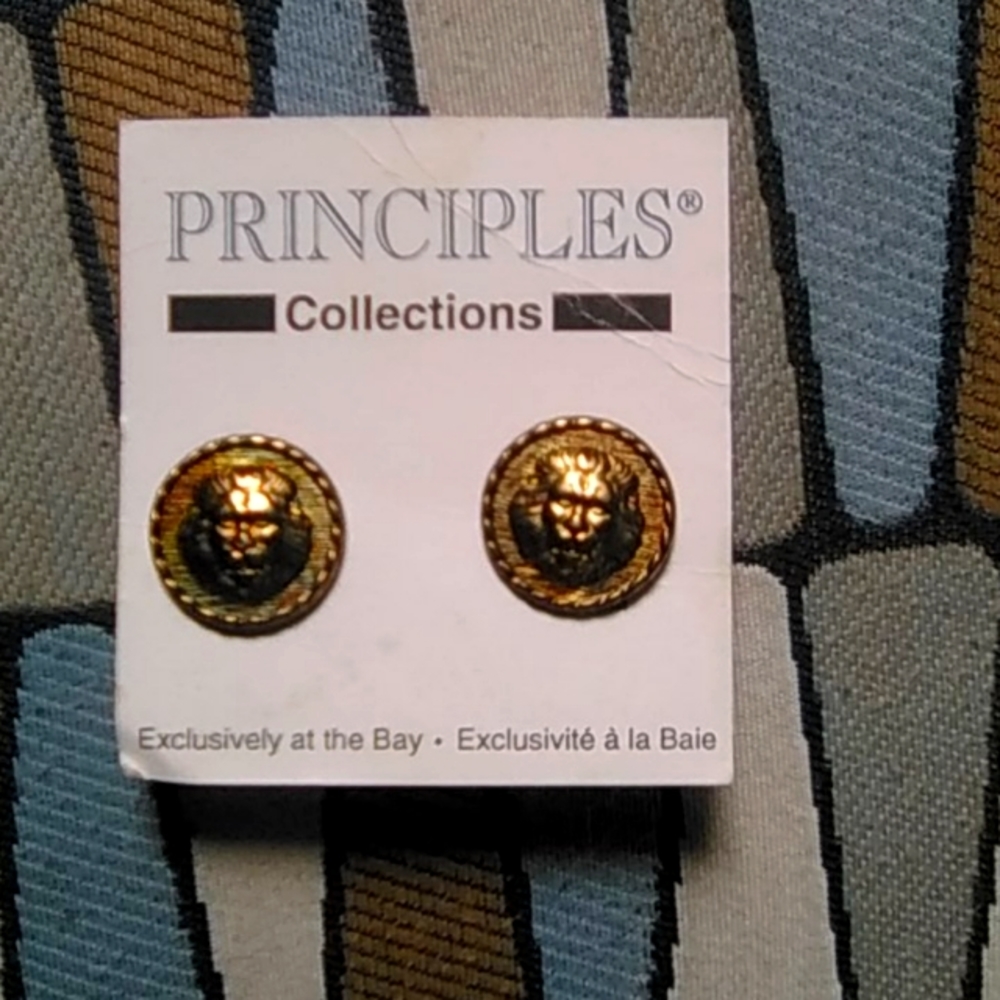 Vintage Principles collection women's clip earring